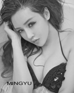 无码亚洲12p