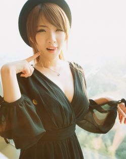 学妹小洞自拍